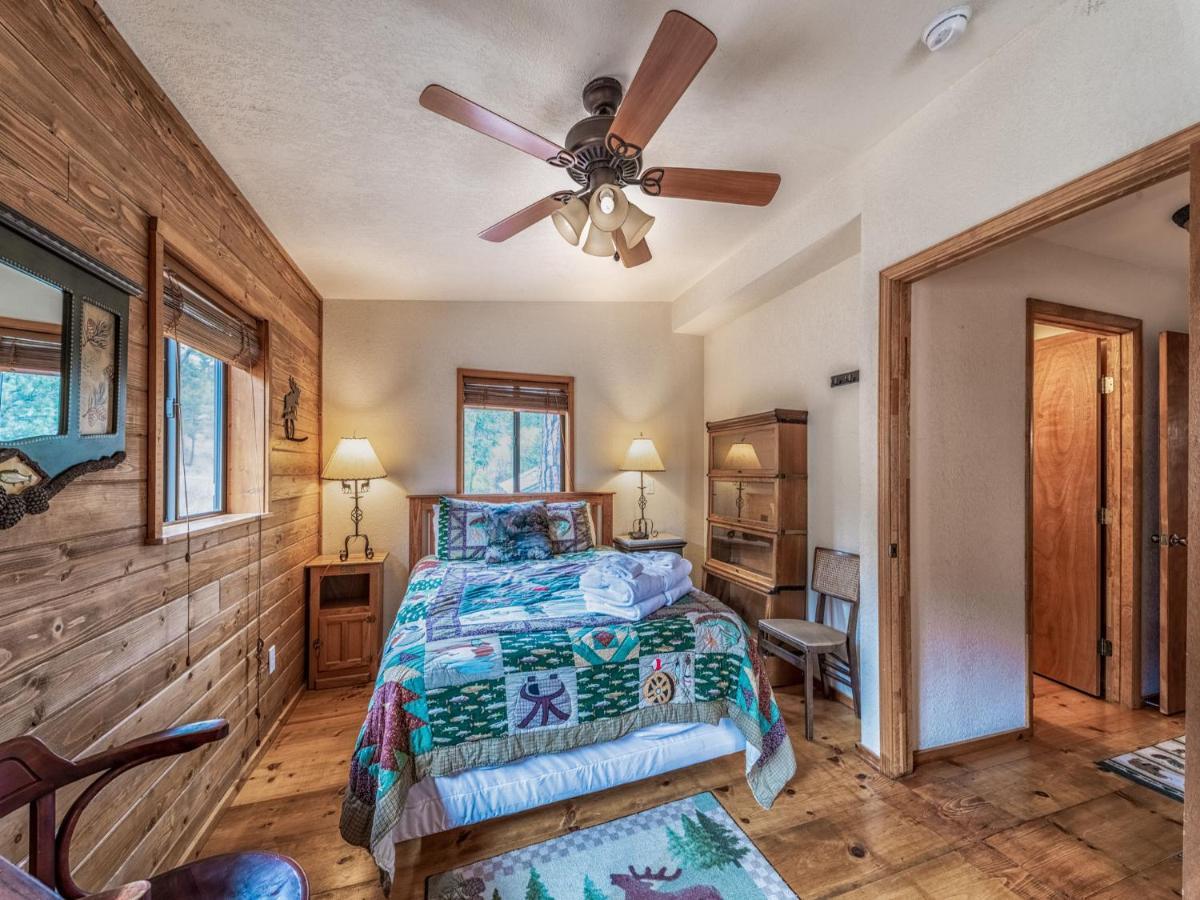 Moose Manor Villa รุยโดโซ ภายนอก รูปภาพ